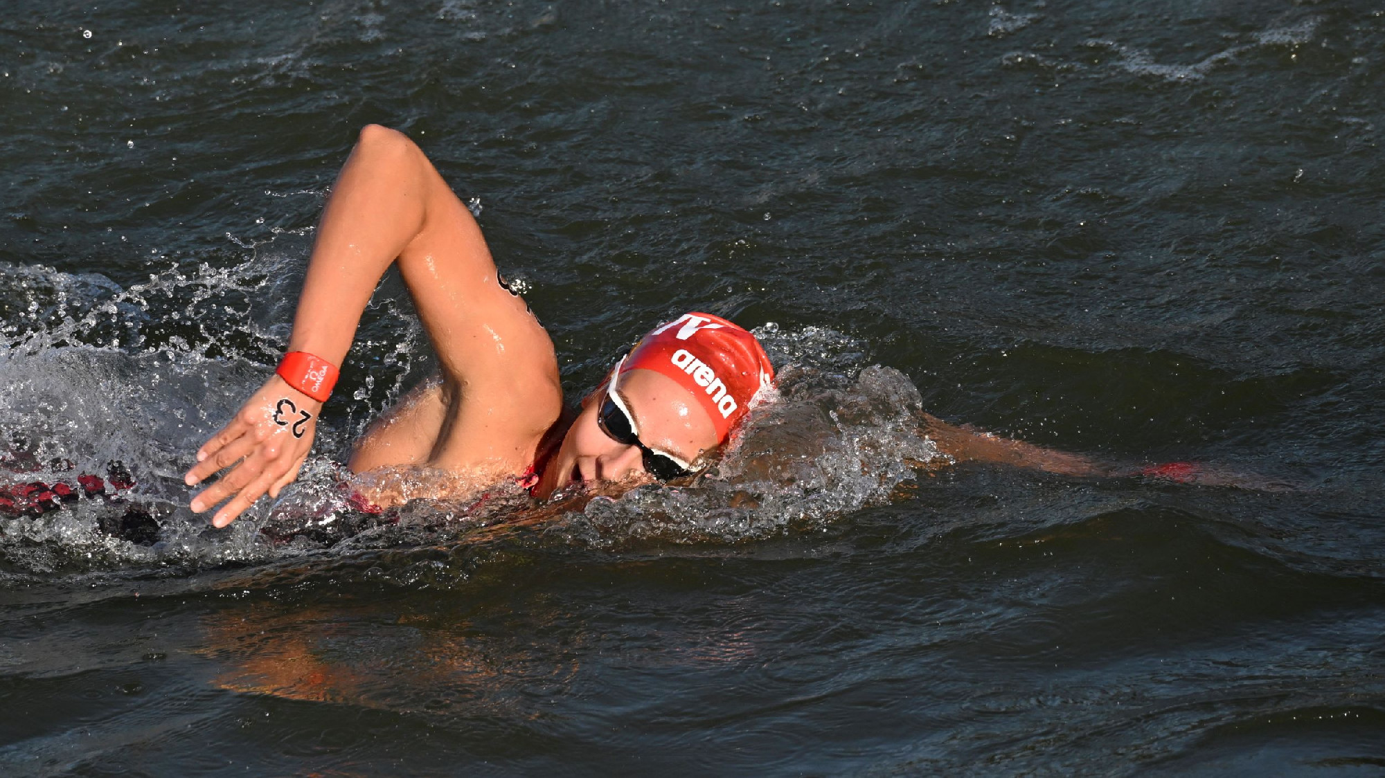 Ötödik lett Fábián Bettina a nyílt vízi úszók 10 km-es versenyszámában