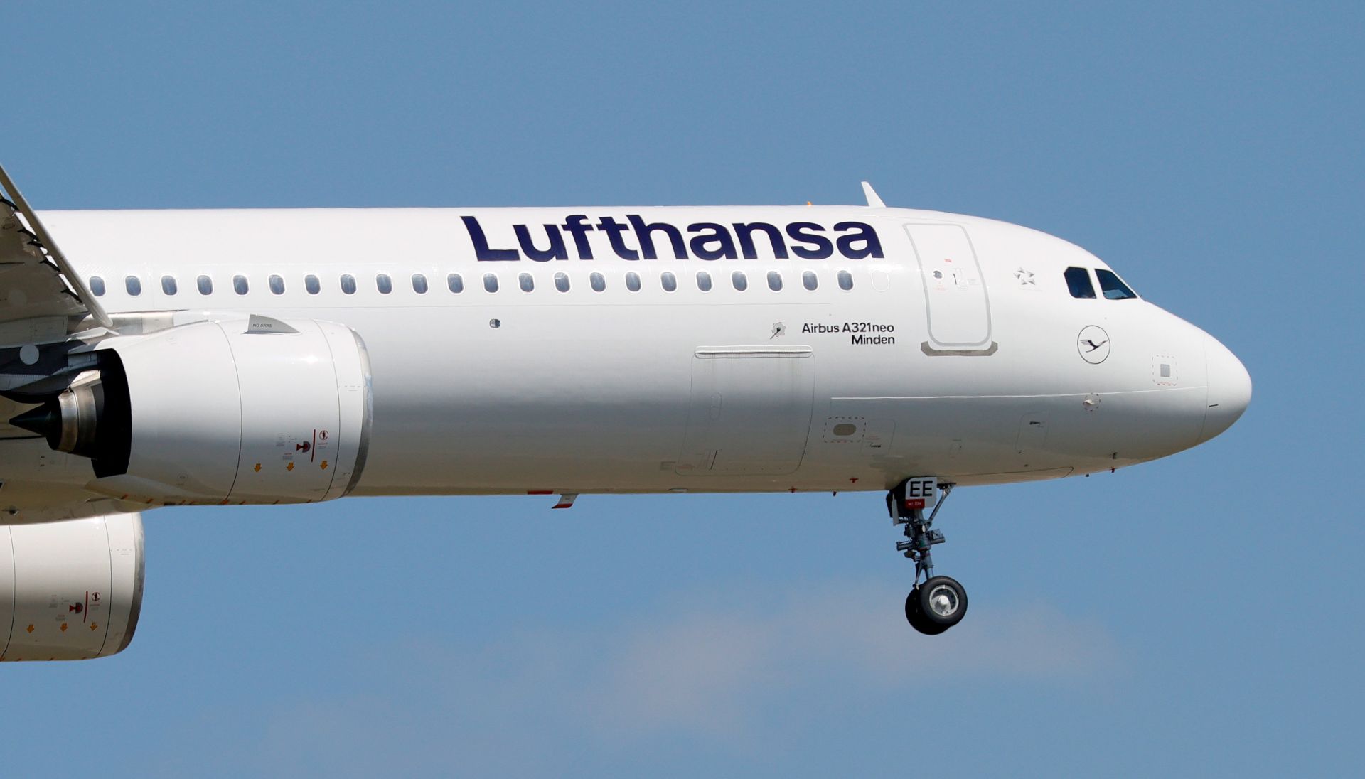 Katonai szárnyon erősít a Lufthansa