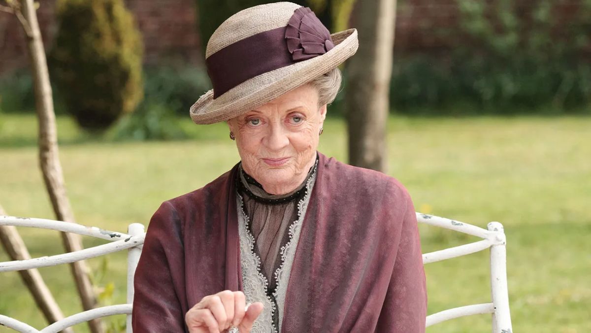 Meghalt Maggie Smith