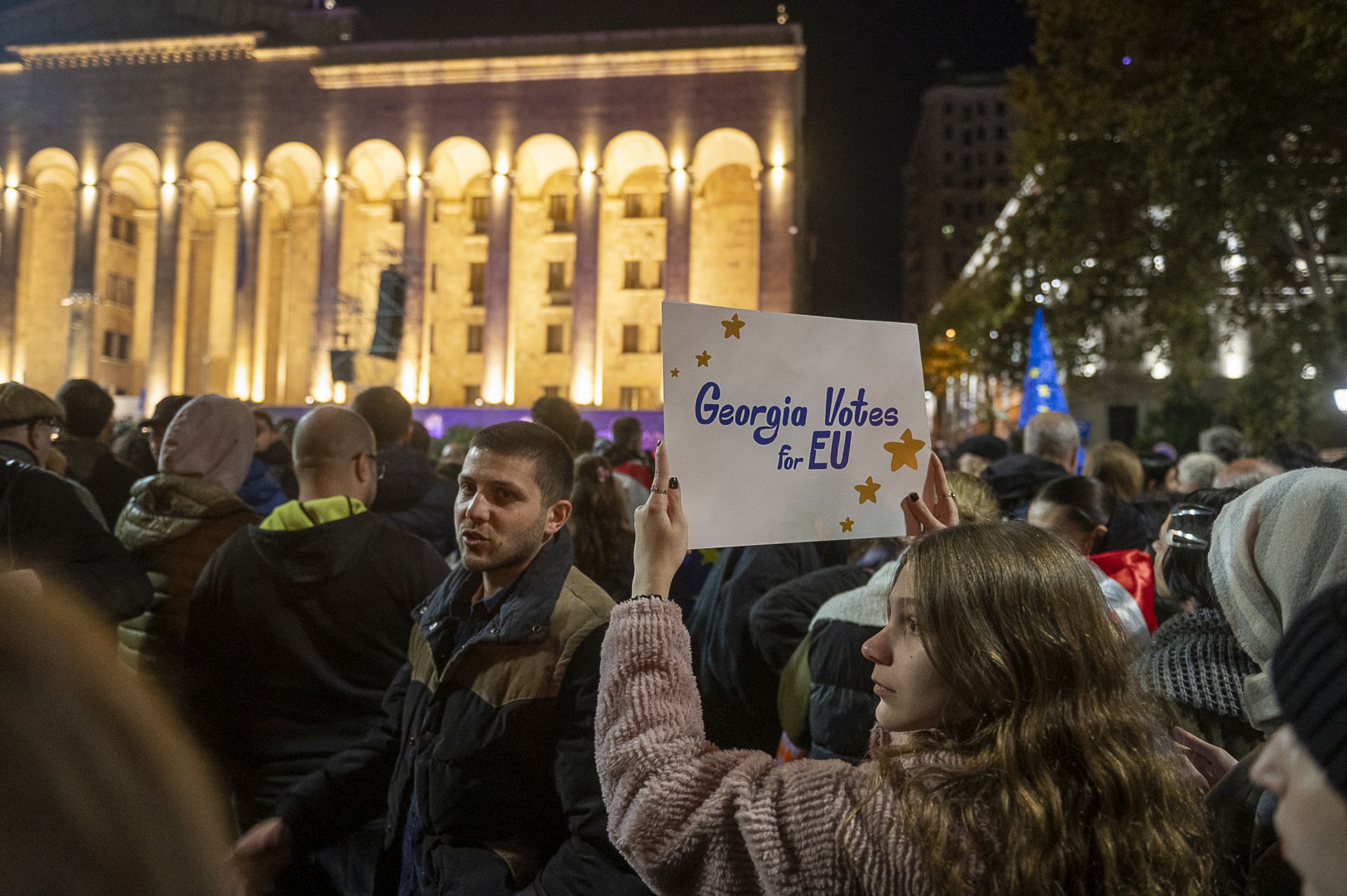 A grúz kormányfő hazugságnak minősíti, hogy felfüggesztették volna az EU-s tárgyalásokat 