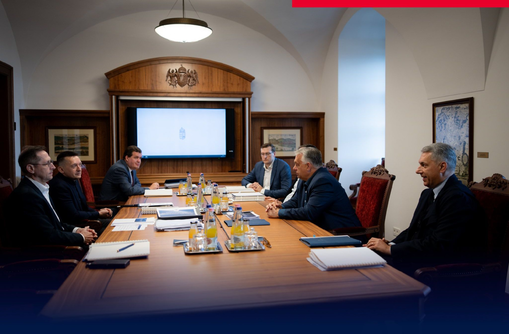 Orbán Viktor a közüzemi számlák emelkedésével riogat