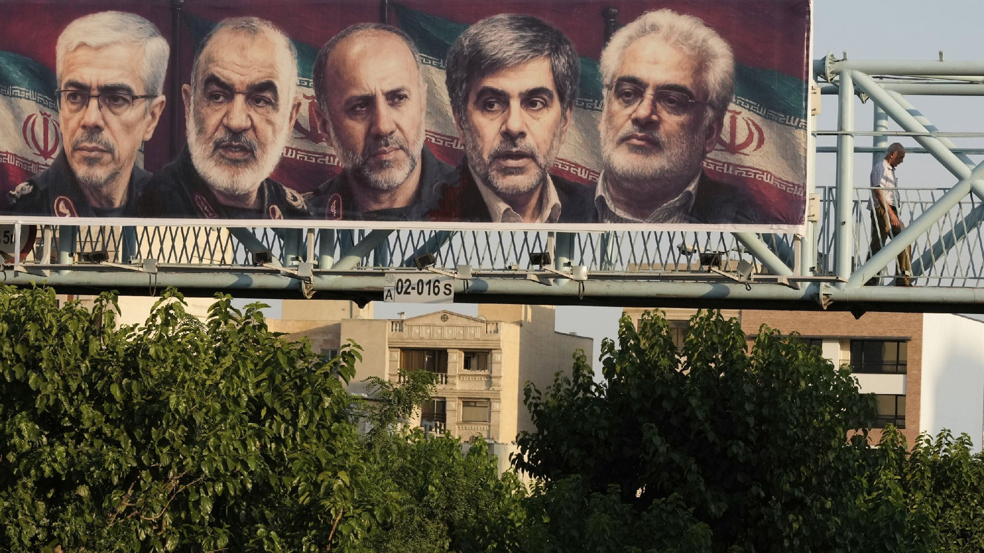 A szakértő szerint kicsi az esélye, hogy Izrael levadássza Hámenei ajatollahot