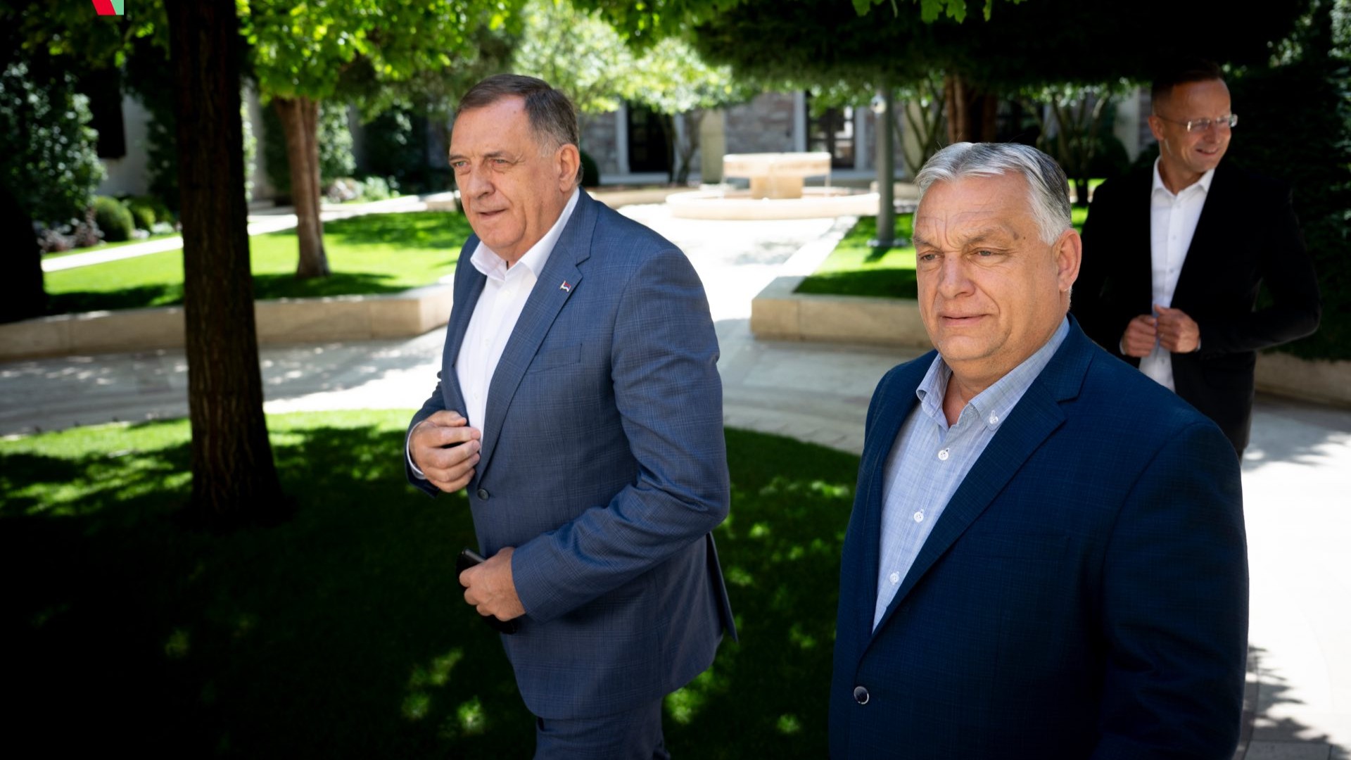 Milorad Dodik Magyarországon: Orbán Viktor gazdasági előnyöket remélhet