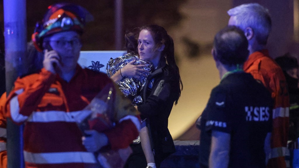 Lövöldözés volt egy népszerű ausztrál strandon: a helyi zsidó közösséget támadták