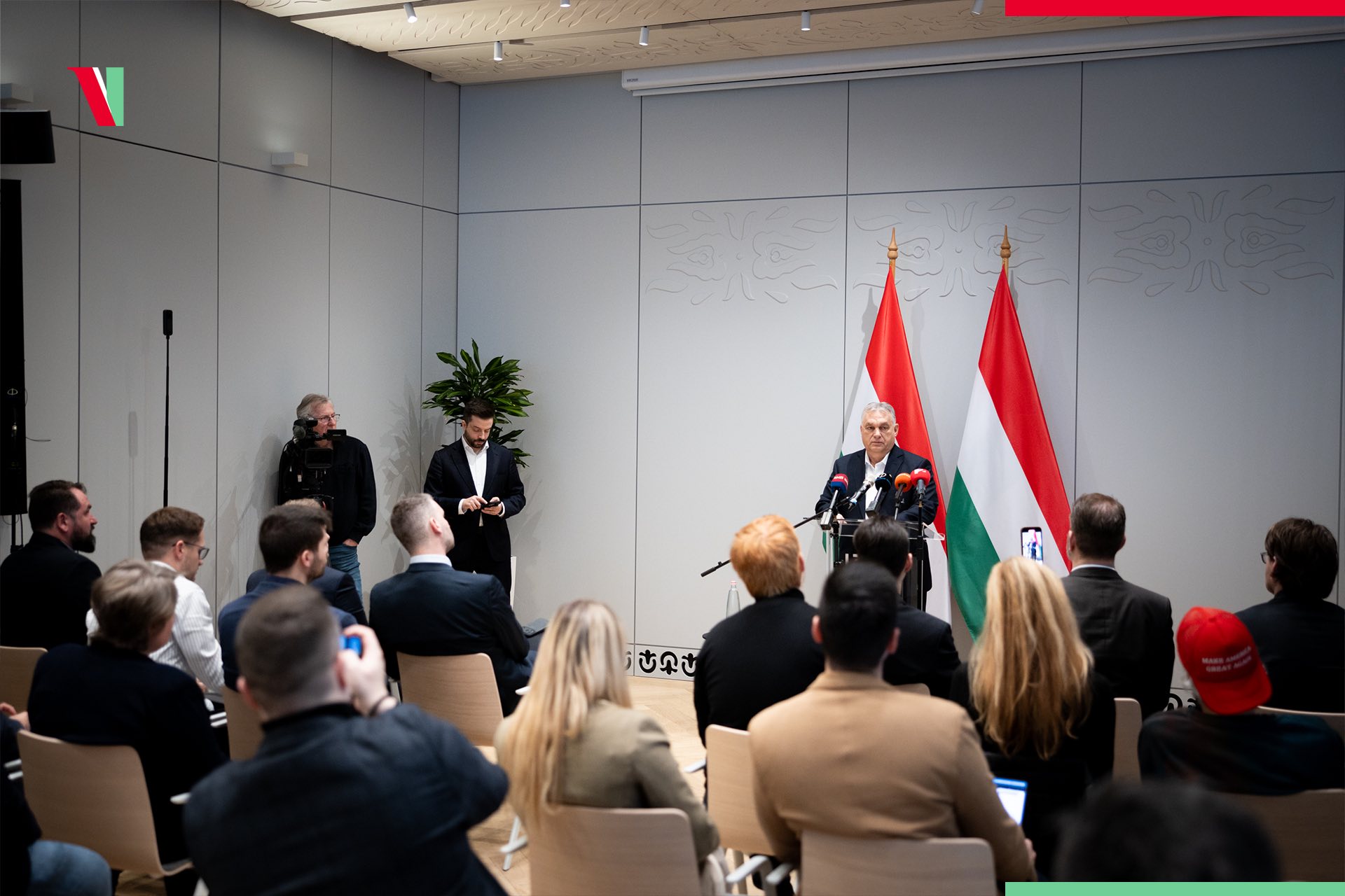 Orbán Viktor: Nem is világos, hogy ki támadott meg kit