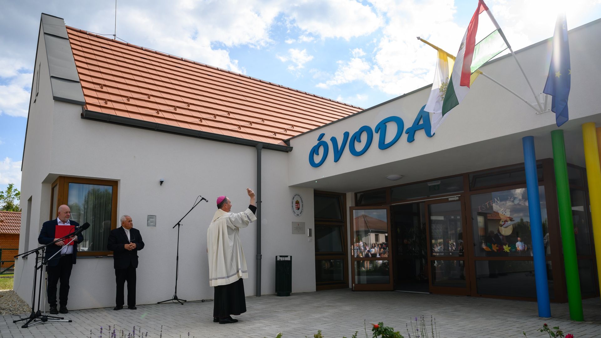 Legózzunk, vagy hittanra járjunk?