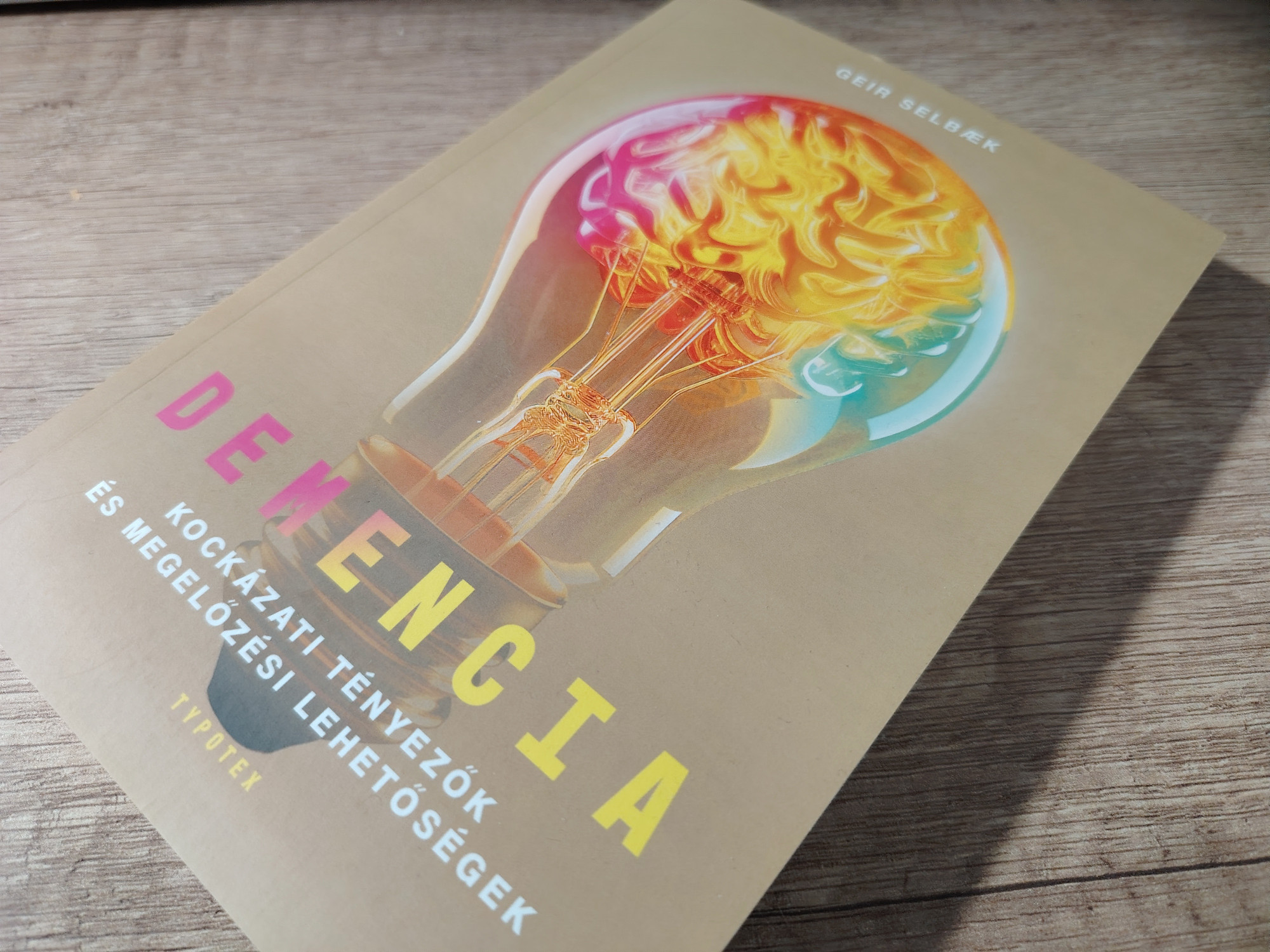 Széthulló emlékezet