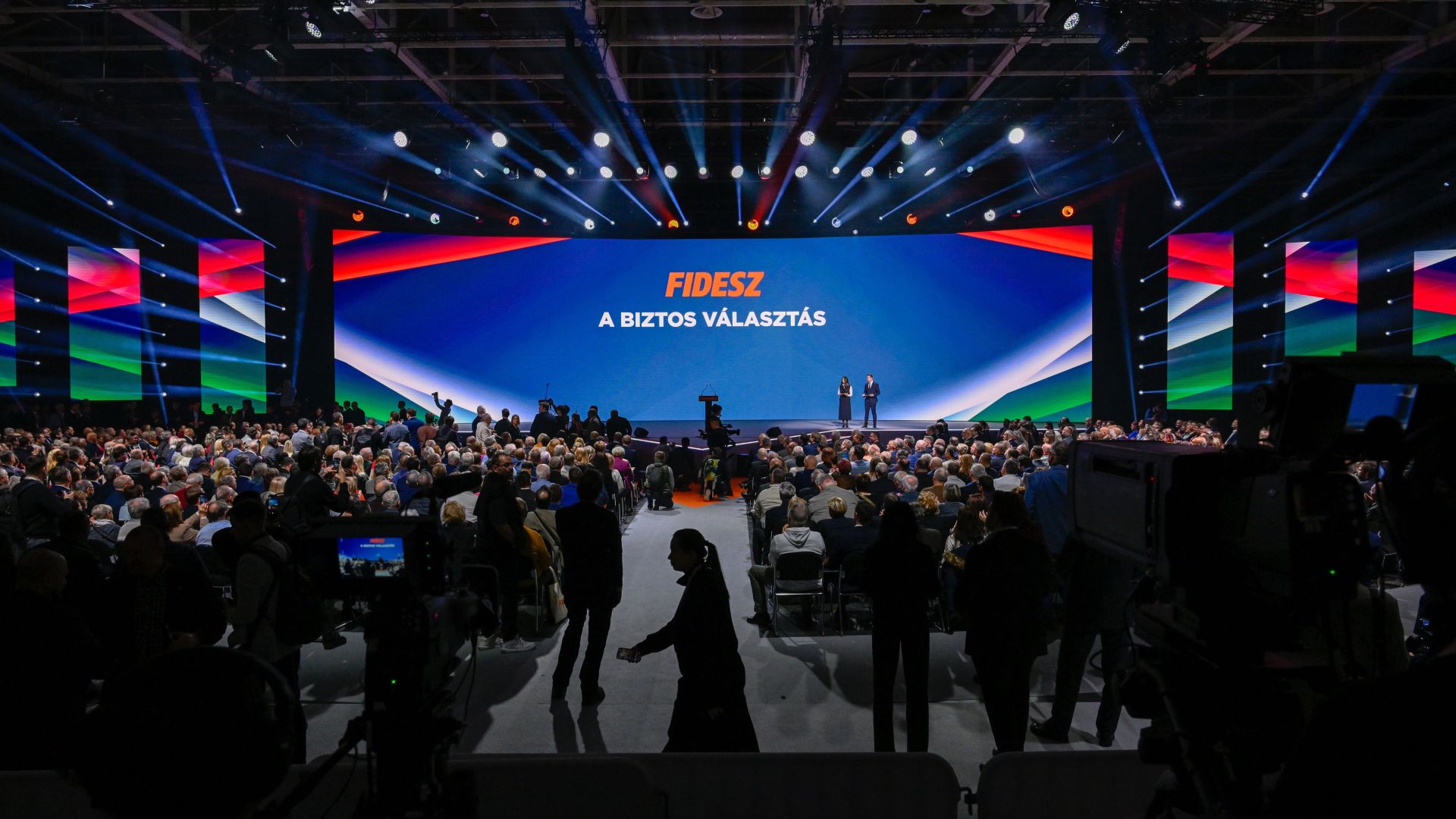 Kövér László szerint a tét a minden, Lázár János a fideszeseknek üzent