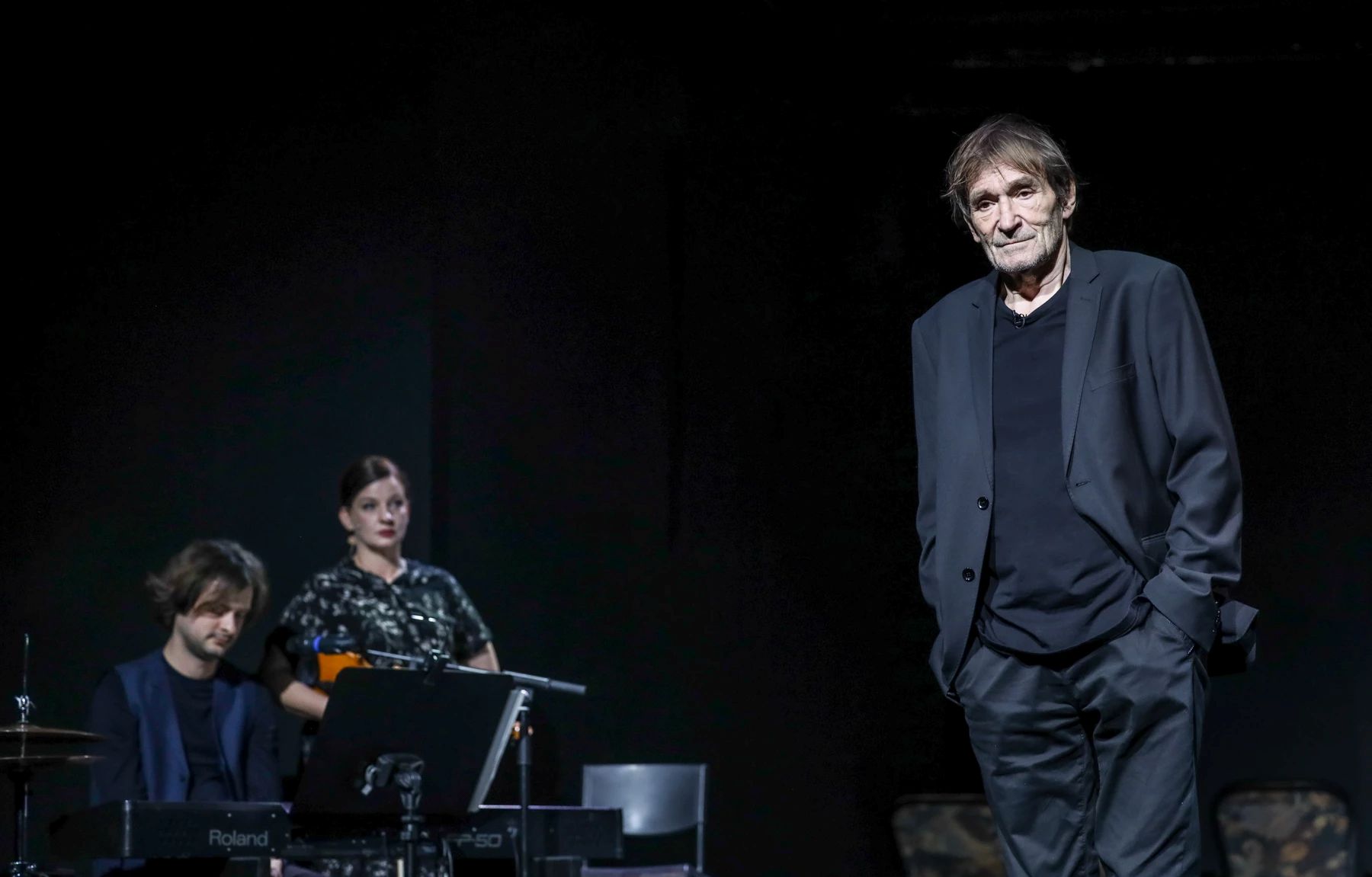 Cserhalmi György közeli rokonunkká válik a színpadon