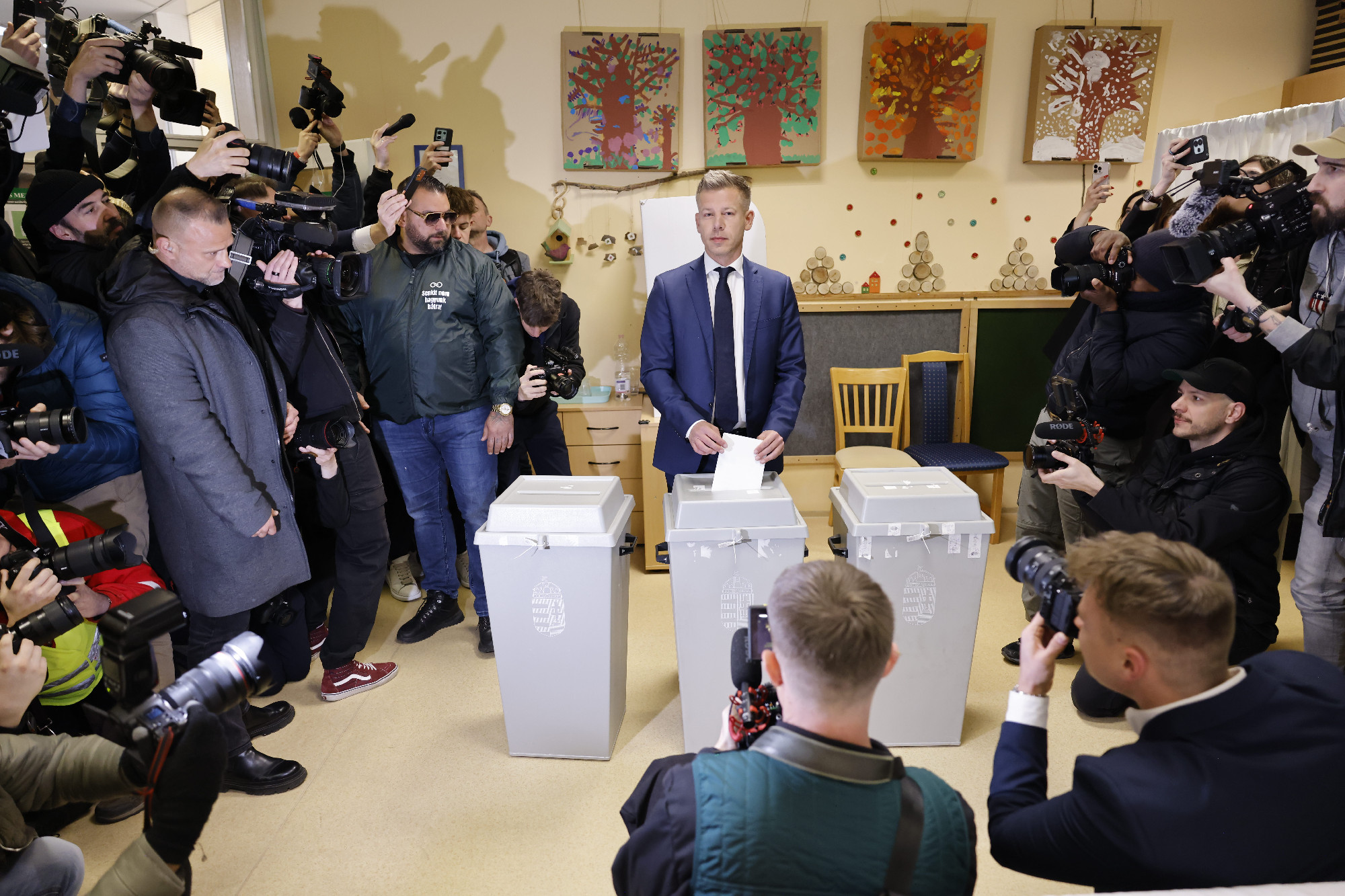 Magyar Péter: Estére vége lesz az évek óta tartó rémálomnak