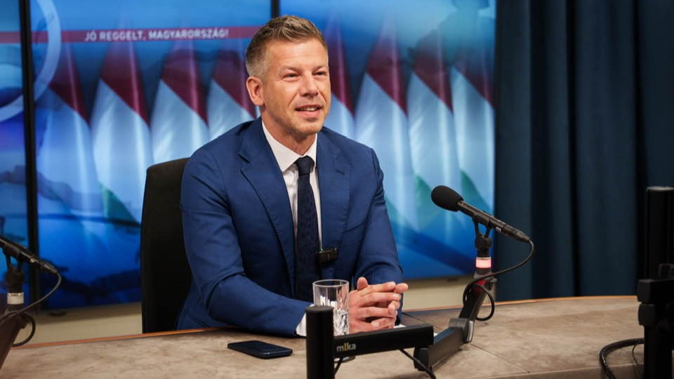 Magyar Péter azt várja, hogy a Mol ne fizessen osztalékot az MCC-nek