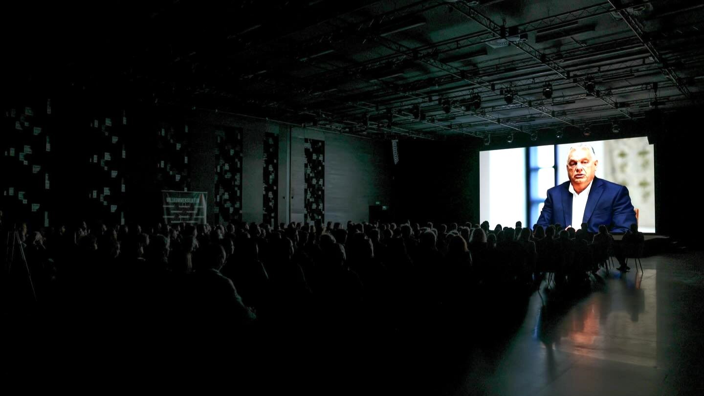 Maguknak is vetítettek: közel 140 milliót költött szalonestekre, filmbemutatóra a Fidesz