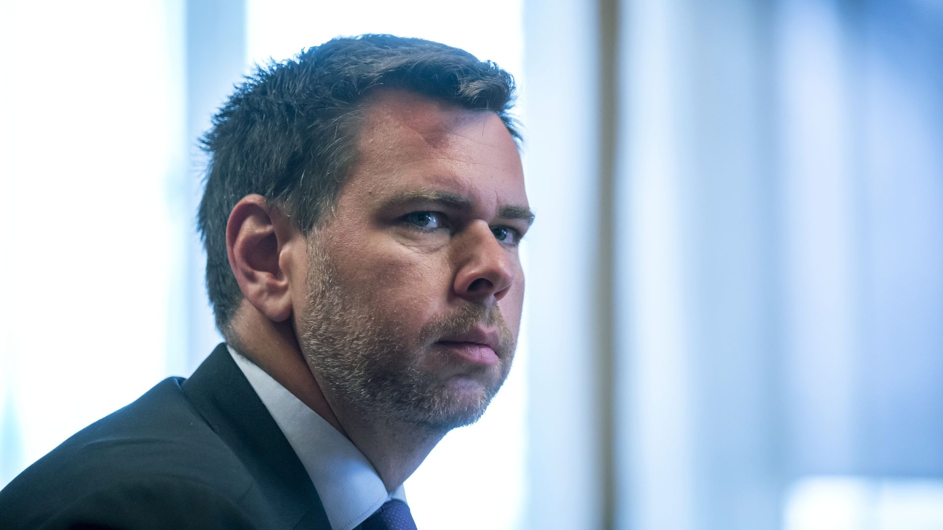 Az M1-es most zajló három sávosra bővítését is megvizsgálja az új kormány