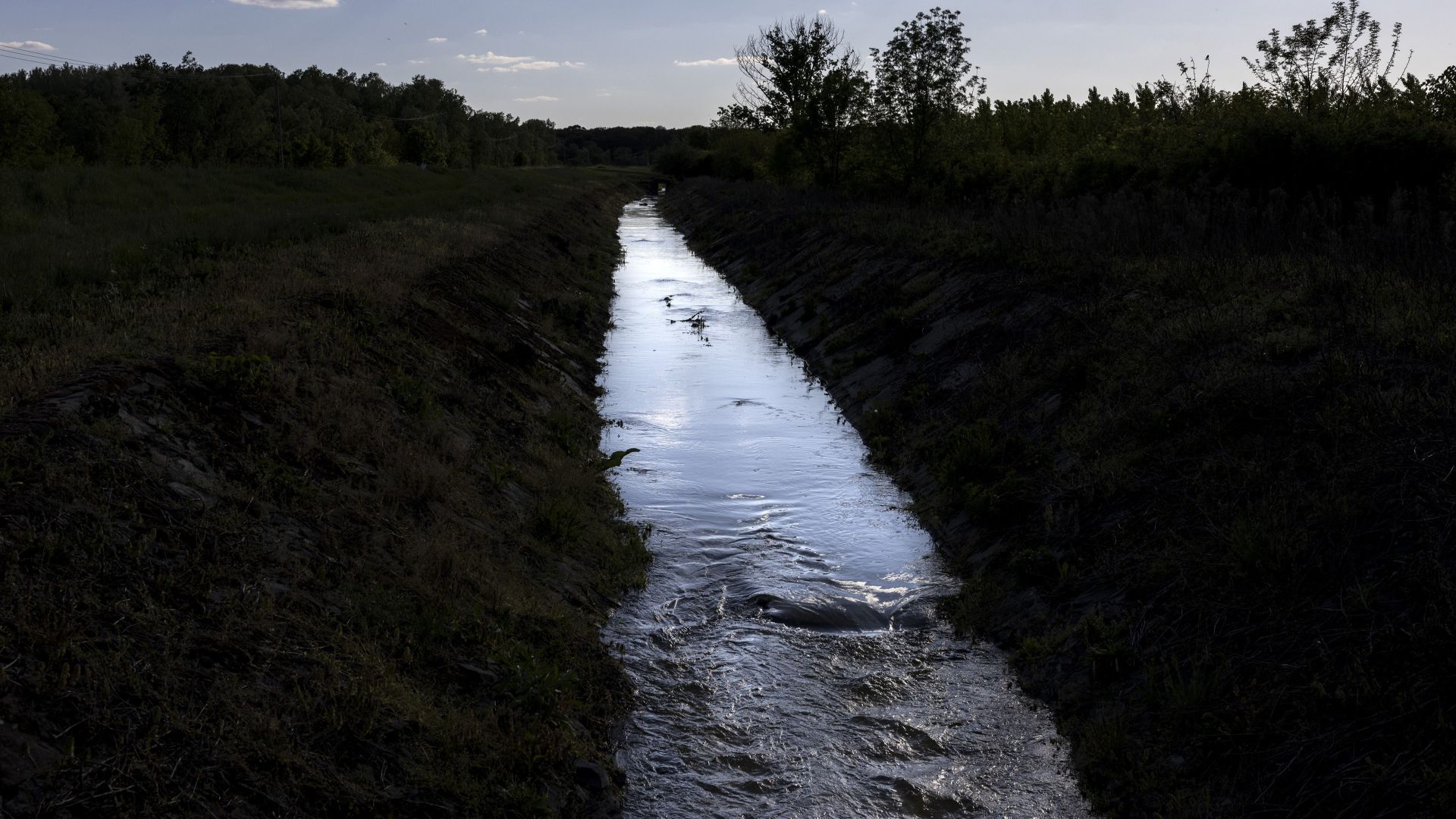 A Sebes-Körösön jelentős részt tisztított szennyvíz folyik, a Tisza nem hozza, hanem kiviszi a vizet