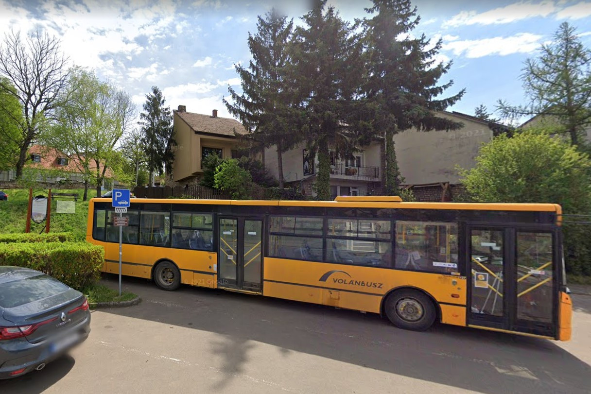 Egri busz (Fotó: Google Street View)