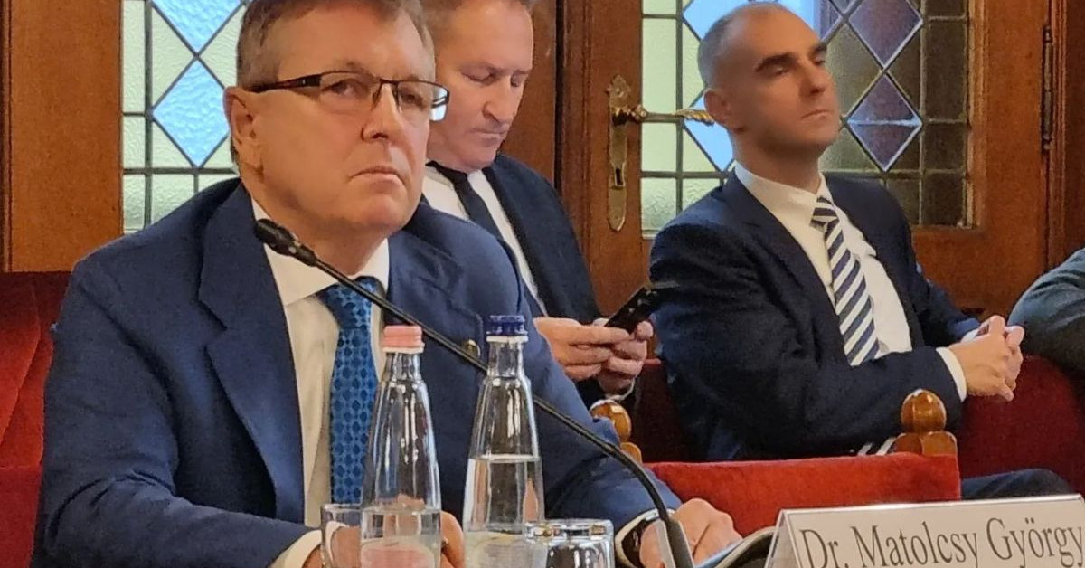 Magyar Péter: A világ legnagyobb bankrablása mennyit ér?
