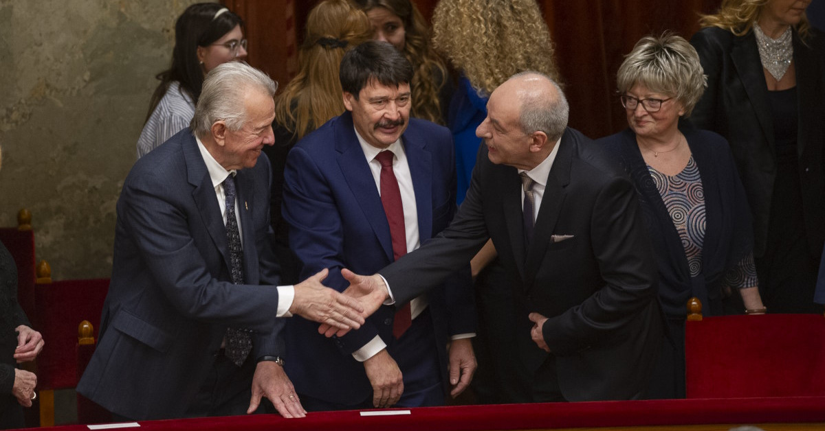 Sulyok Tamás tudományos fokozatszerzése: PhD-értekezés világcsúcs-beállítással