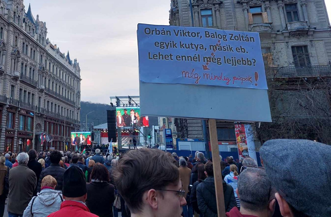 A főváros és diákszervezetek március 15-i rendezvényen a Szabad sajtó útján (Fotó: Magyar Hang/György Zsombor)