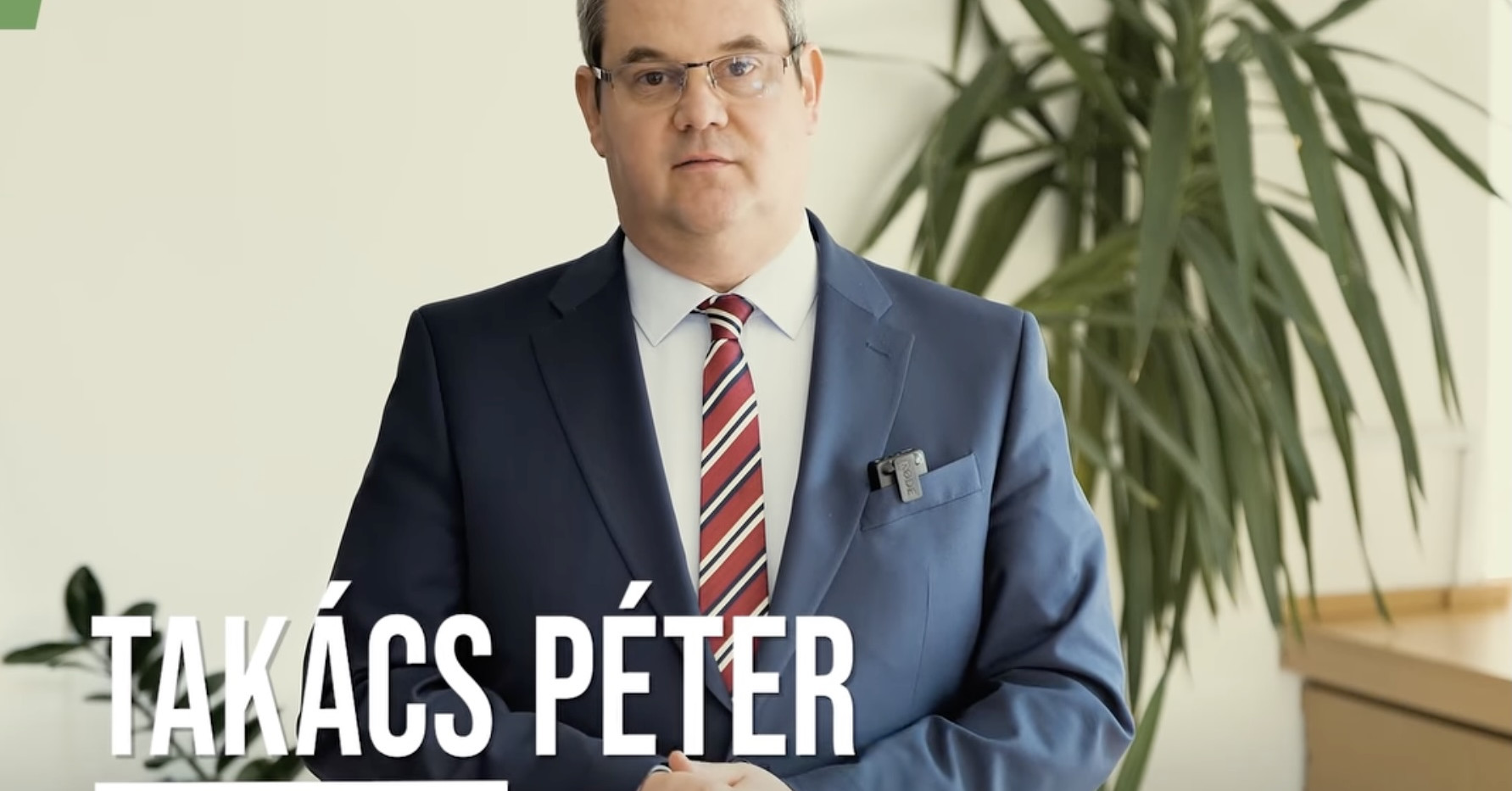 „Attól, hogy magát el lehet hallgattatni jó fizetéssel, még nem mindenkit!” – szétszedték a kommentelők Takács Pétert