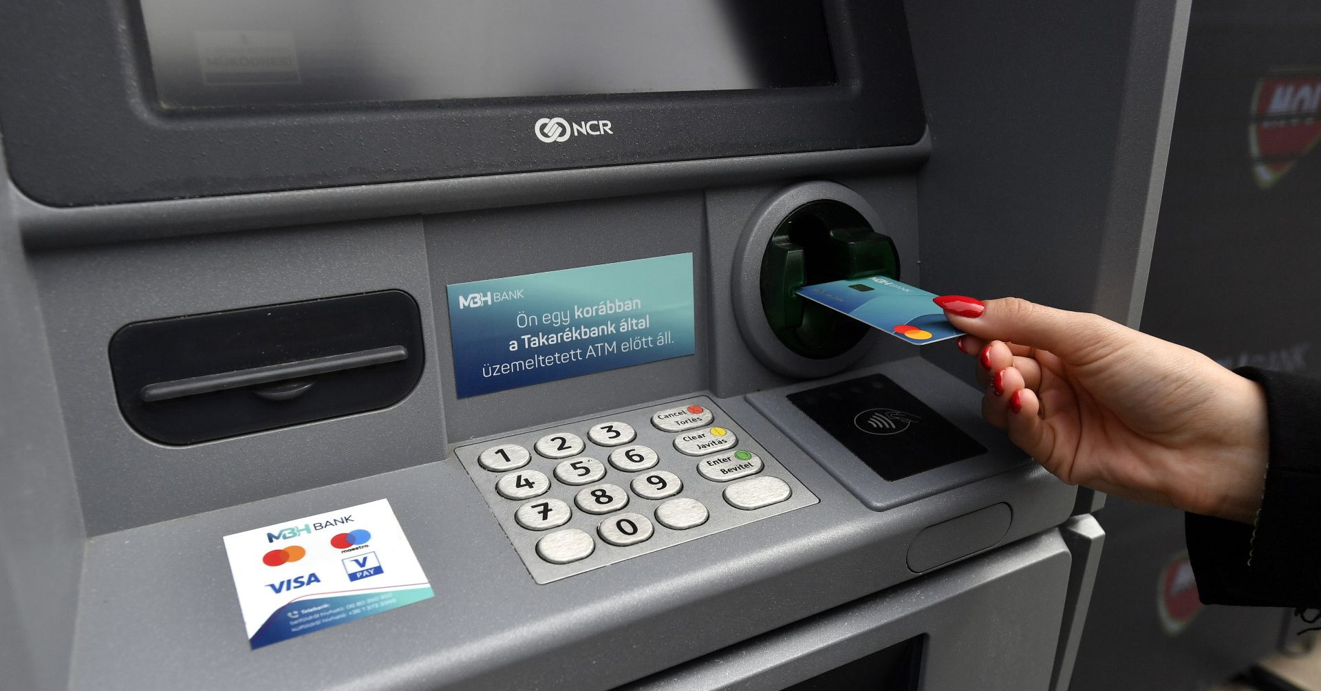 Az Európai Bizottság vizsgálja Mészáros óriásbankját Kép