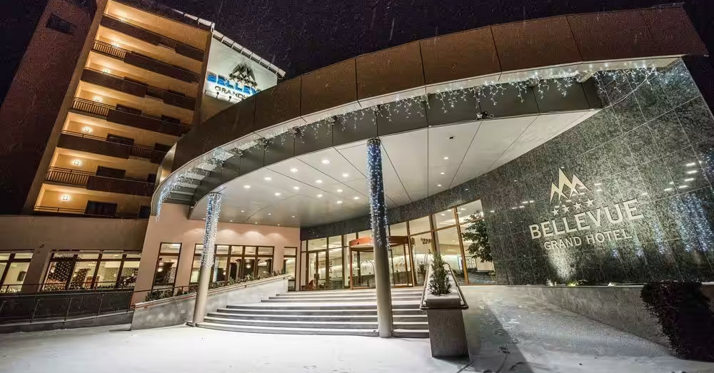 Szlovák luxusszállodában szervezték meg a kormányközeli MCC téli táborát