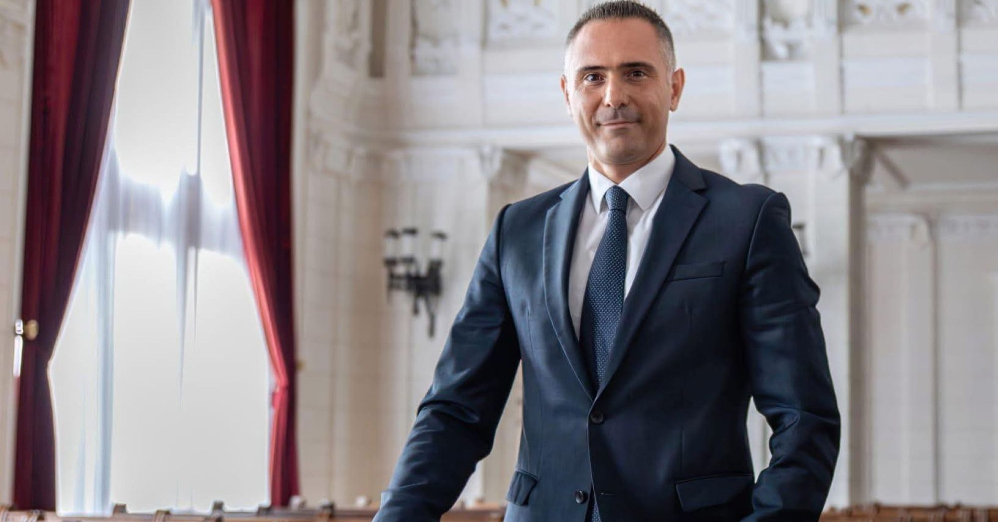 Függetlenként folytatja Trippon Norbert újpesti polgármester.