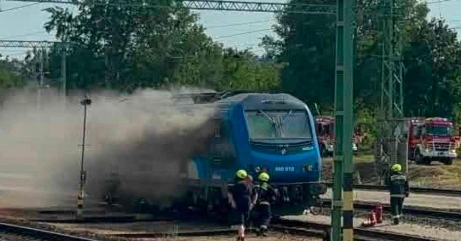 Kelenföldön mozdonygyulladás, állomás lezárva.