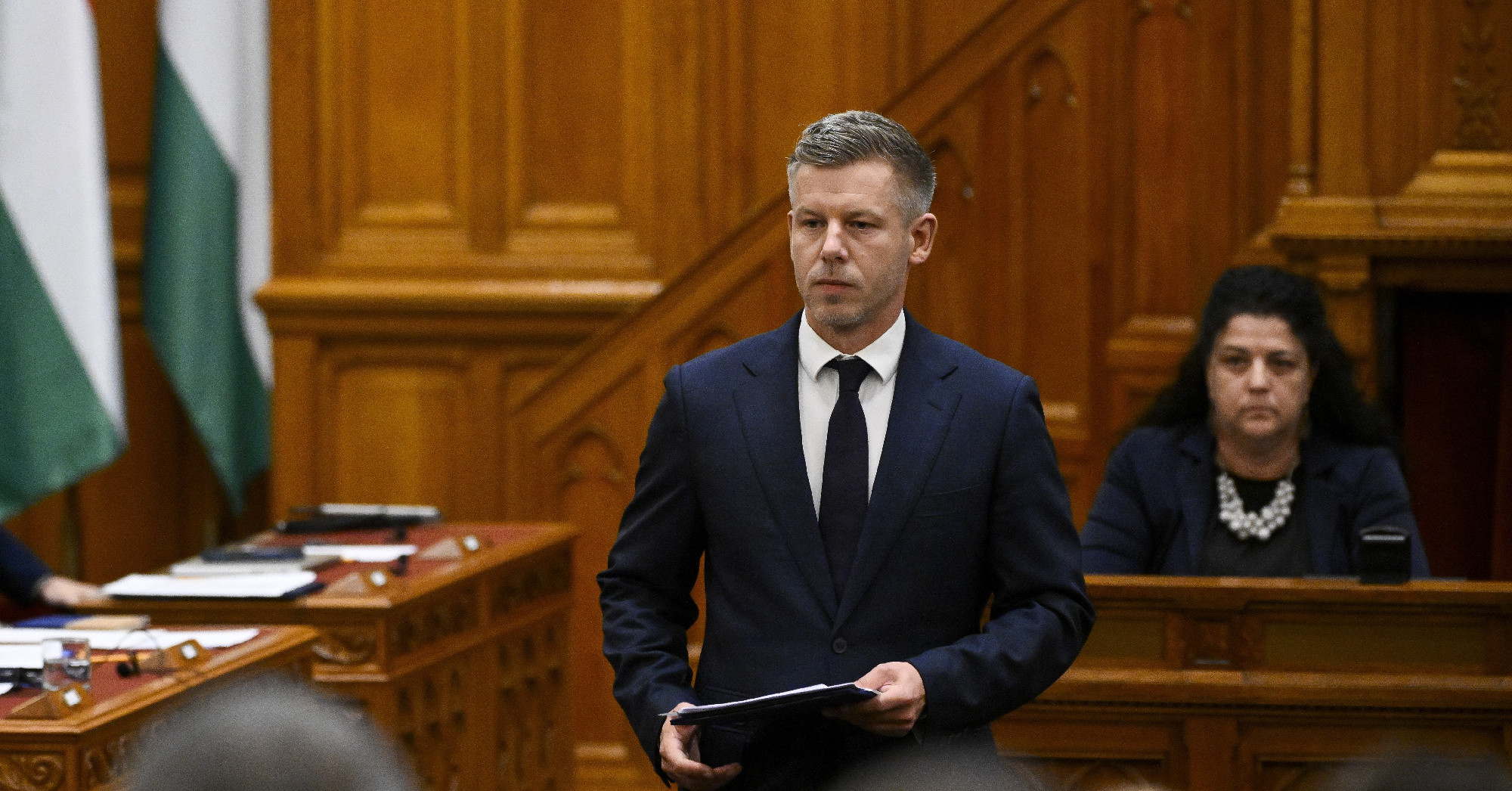 Hazahoztuk a magyarok pénzét – üzent Magyar Péter Orbánnak.