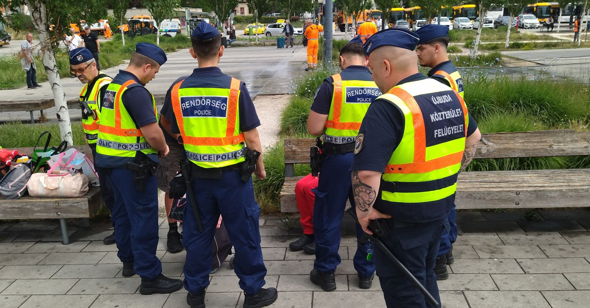 Közbiztonsági tájékoztató alatt verekedés tört ki Kelenföldön.