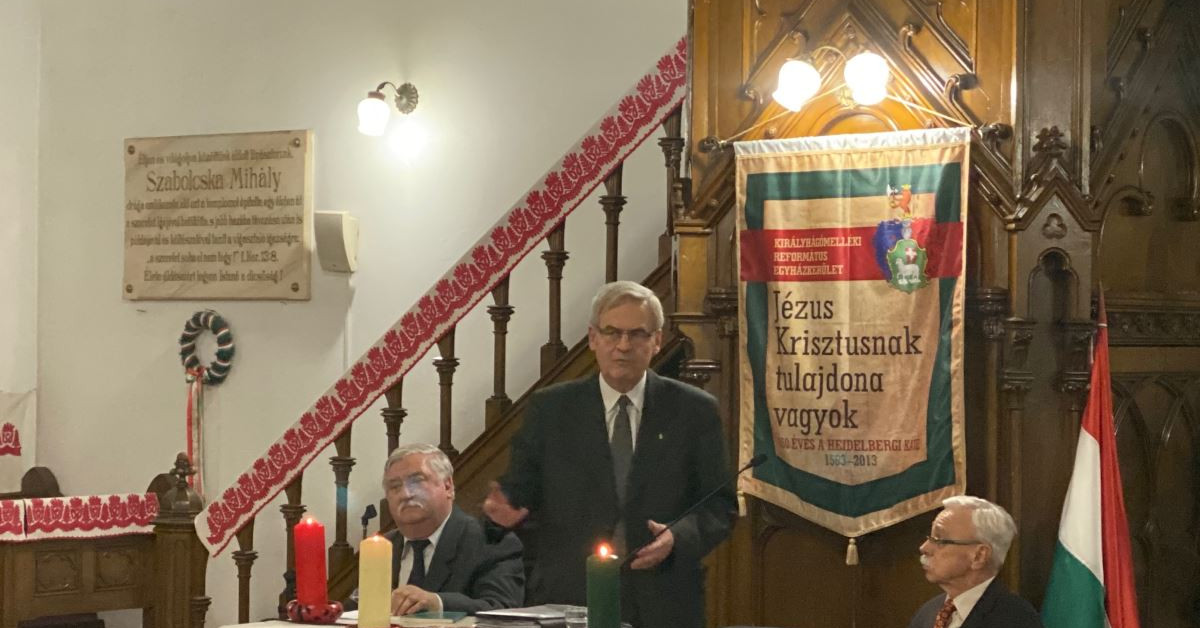 Tőkés László-szobor avatás Lakiteleken és beszélgetés.