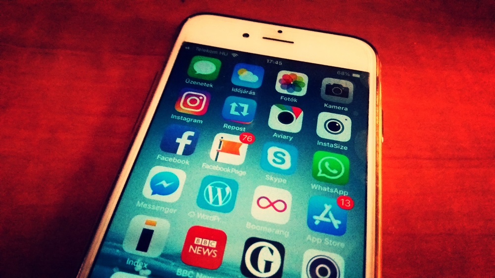 A Nemzeti Média- és Hírközlési Hatóság vizsgálja az sms-díjakat