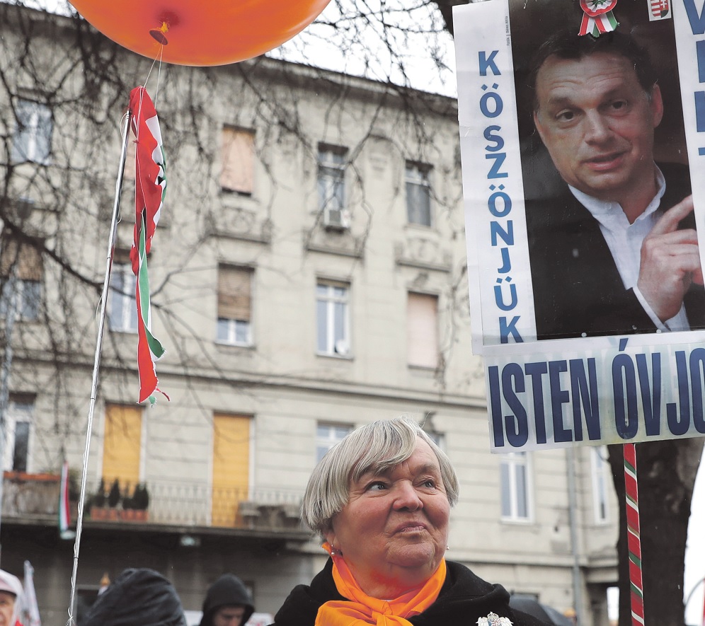 Nőügyekkel foglalkozna Orbán Viktor