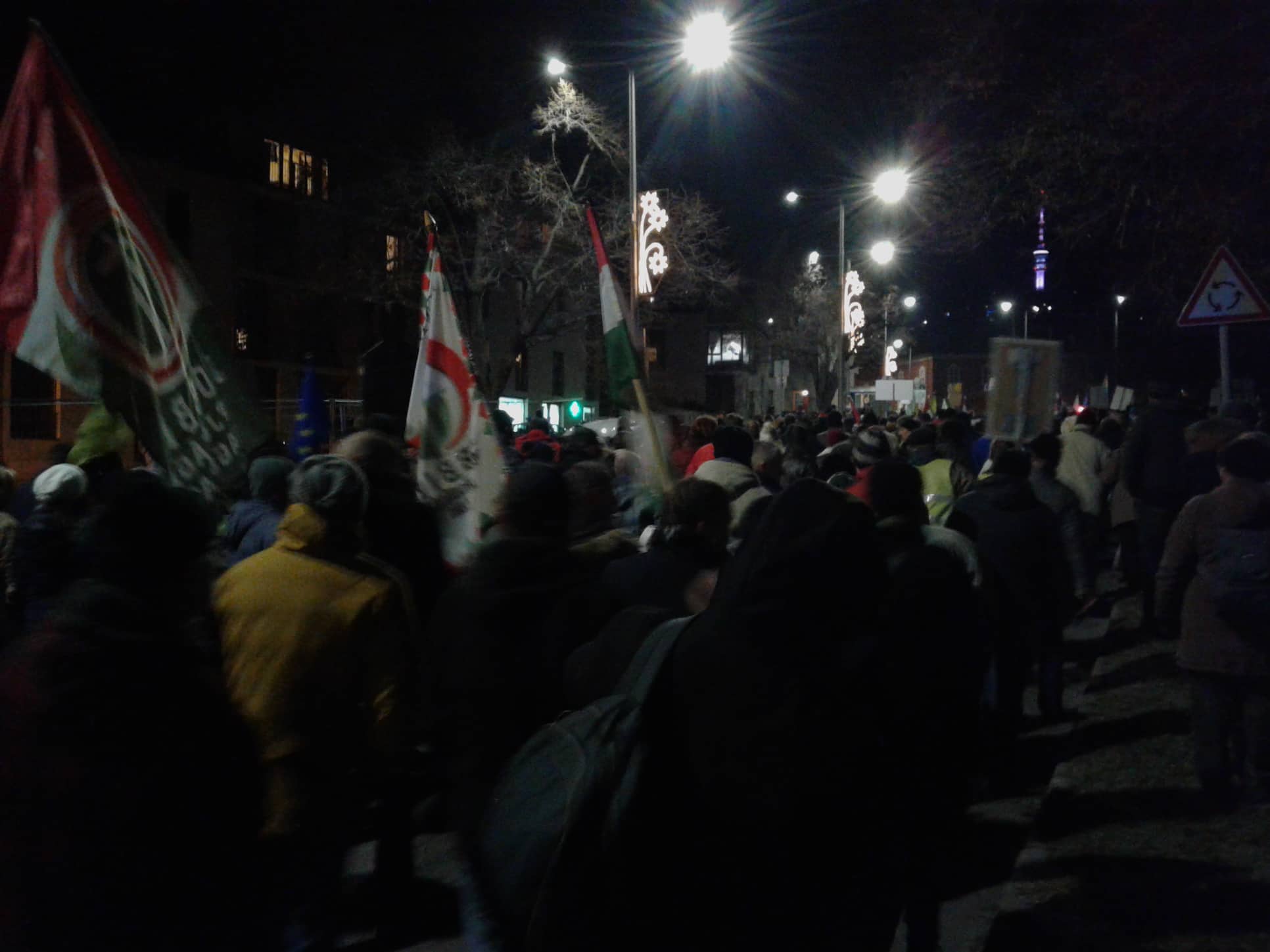 Hóban, fagyban is zúgott a „mocskos Fidesz”