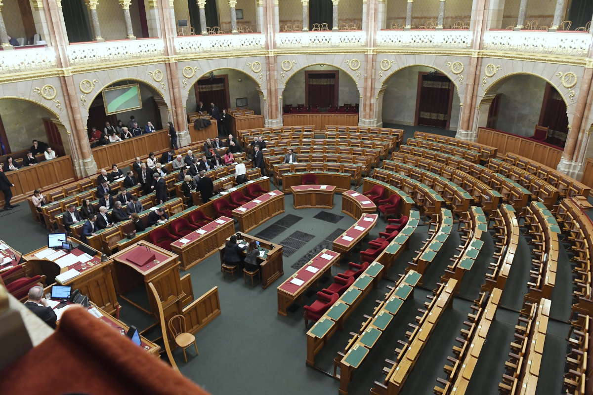 Republikon: Október óta 4 százalékot esett a Fidesz támogatottsága