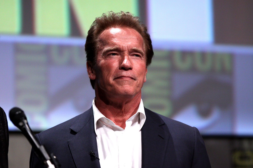 Arnold Schwarzenegger búcsúztatja Andy Vajnát