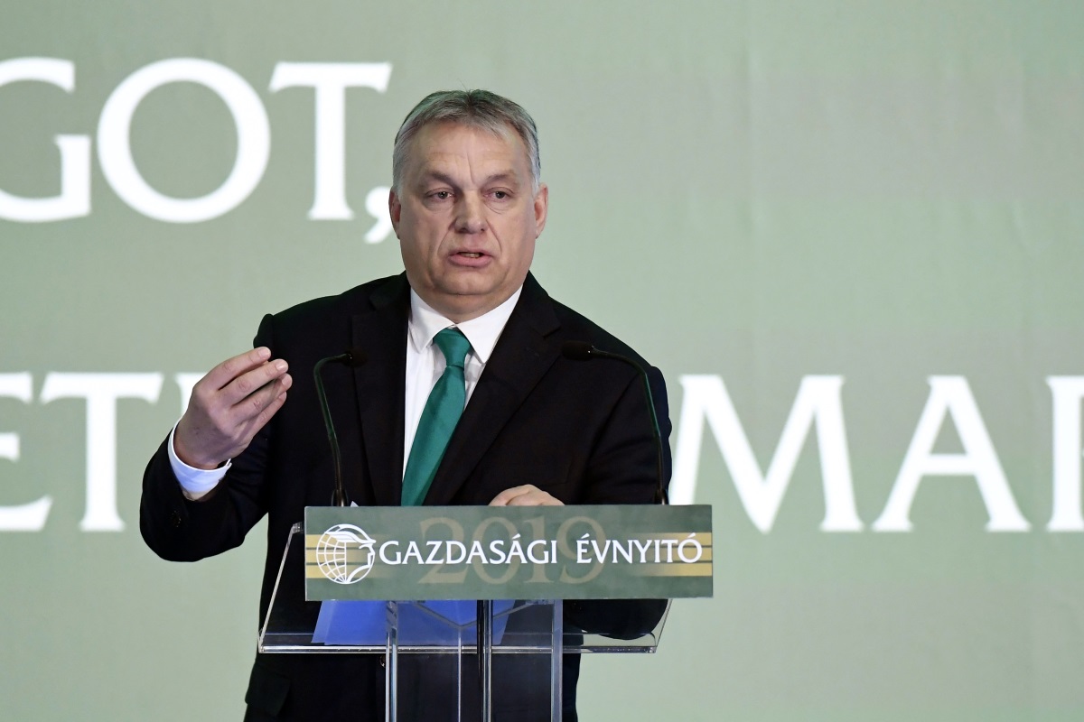 Hatpontos programot hirdetett Orbán Viktor