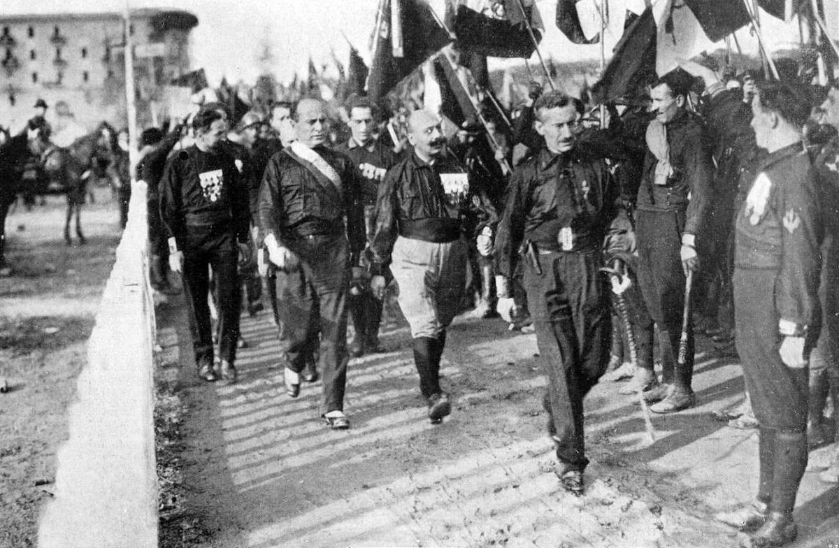 Mussolini_Marcia_su_Roma_1922_02.jpg