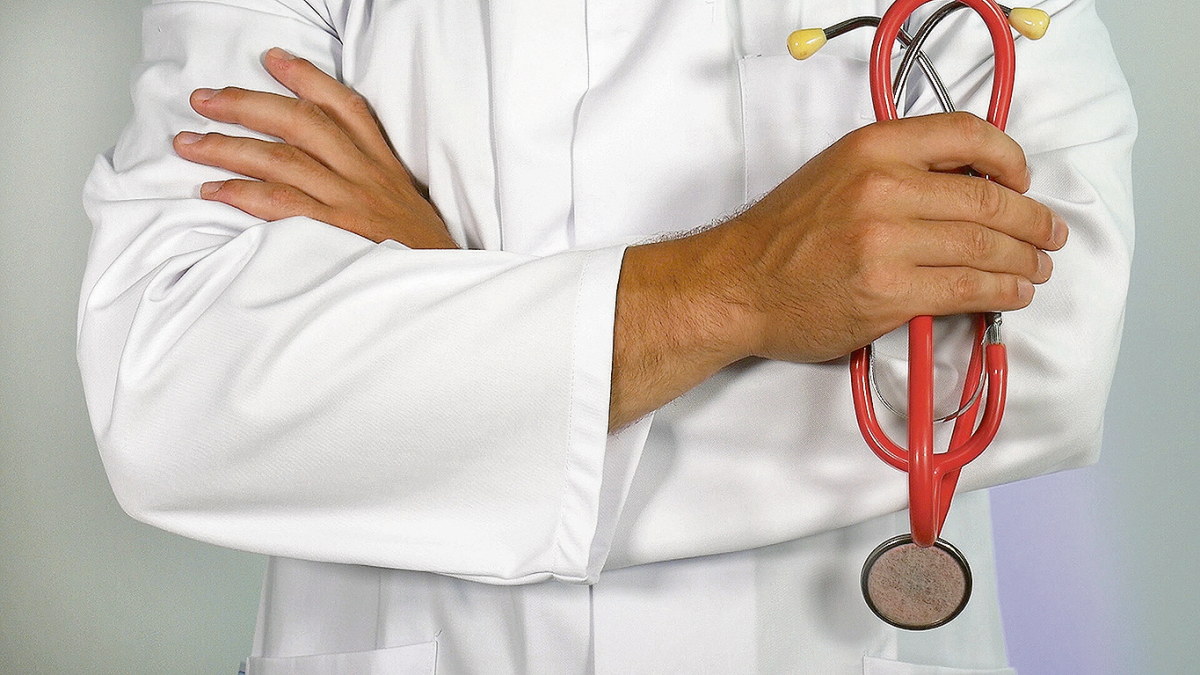 „A háziorvosok ne írják alá az új ügyeleti szerződéseket”: rendkívüli nyomásgyakorlásba kezdenek az orvosok