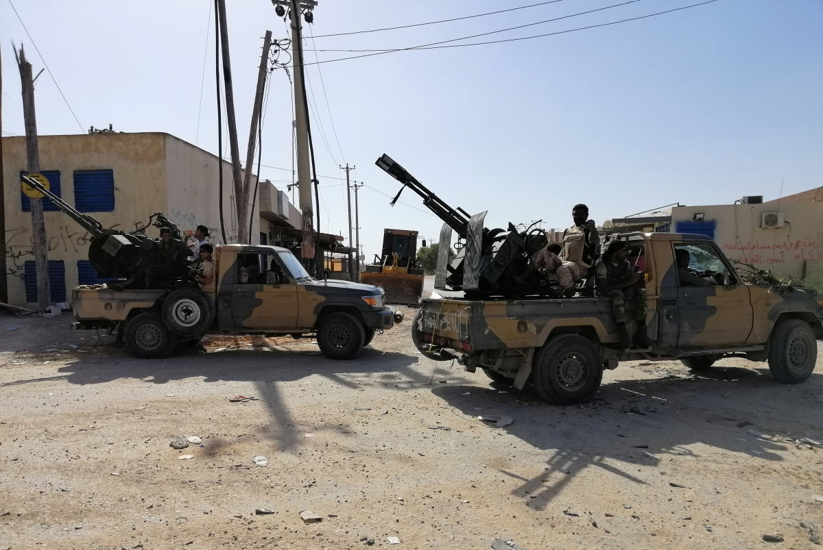 Tűzszünetre szólítja fel az EU a líbiai harcoló feleket