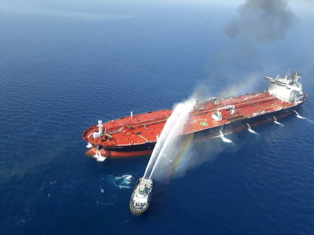 Iráni hajókat kellett elkergetnie egy brit fregattnak a Perzsa-öbölben