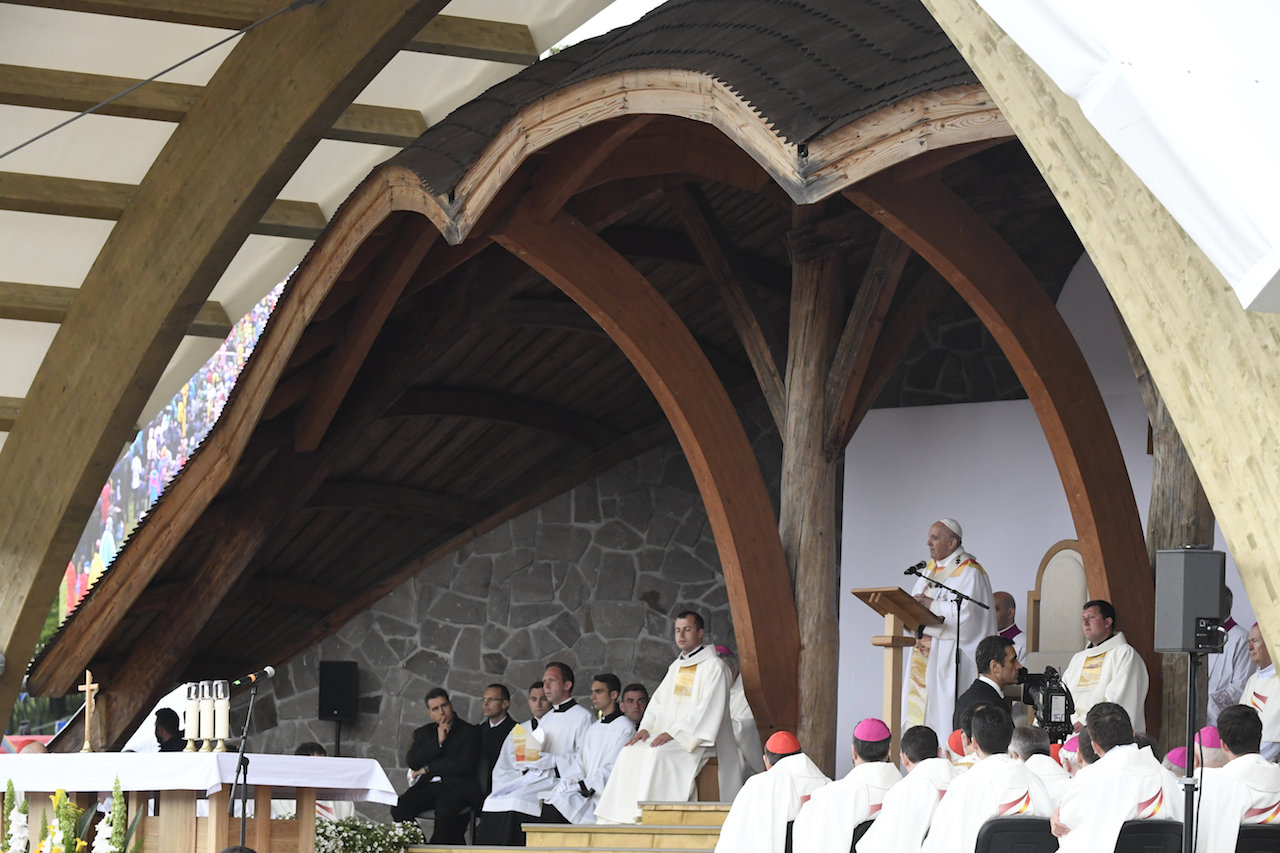 Ferenc pápa: A múlt szomorú eseményei nem jelenhetnek ürügyet, hogy meggátolják a testvéri együttélést