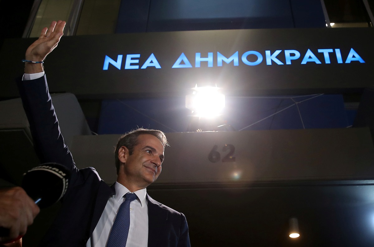Visszatér a görög válságba belebukott Új Demokrácia, miután fölényesen megnyerték a parlamenti választásokat