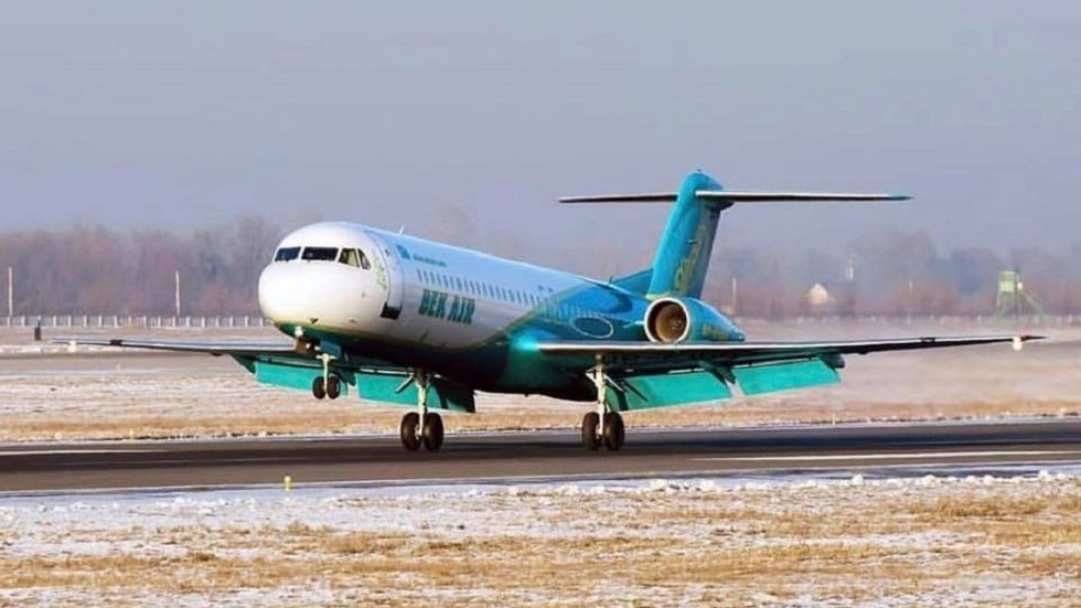 Lezuhant egy Fokker 100-as Kazahsztánban, legalább 15-en meghaltak