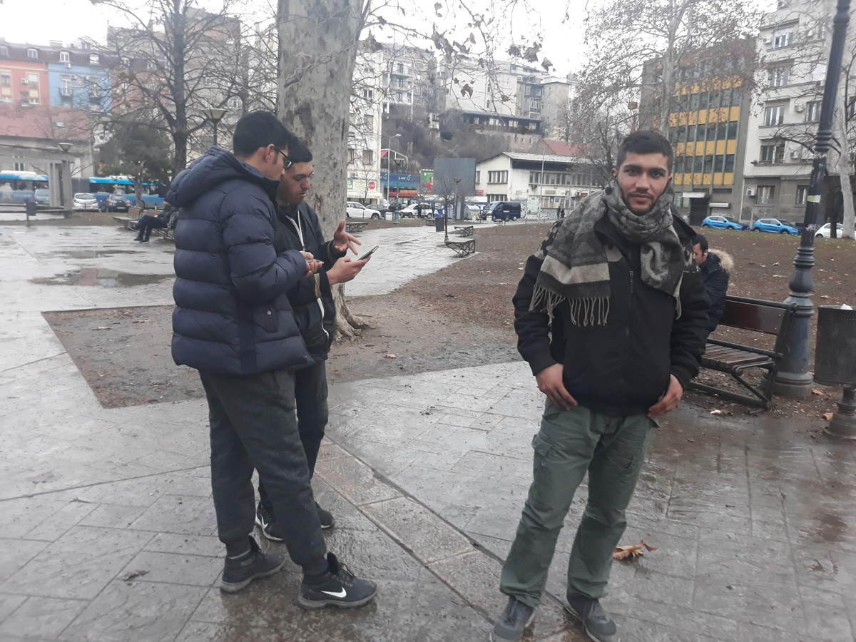 Nem Soros, hanem egy afgán férfi szervezte a hajnali röszkei akciót – A helyszínről jelentjük
