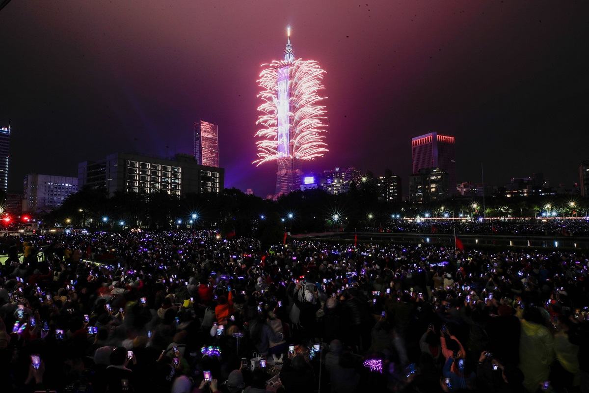 Sorra esnek el a „bezzegországok” a járvány második hullámában, Tajvan maradt utolsóként állva