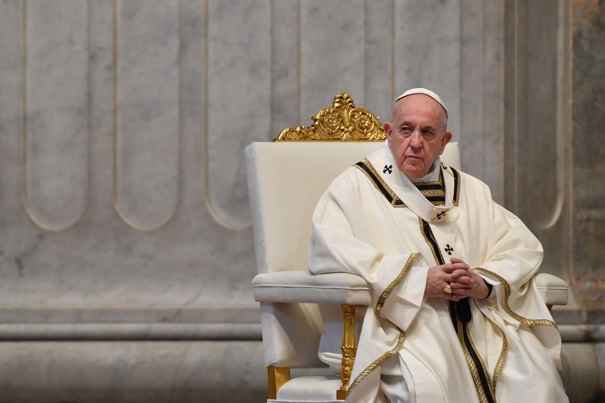 A gyengélkedő Ferenc pápa lemondta a szilveszteri és újévi miséket, más tartja meg helyette