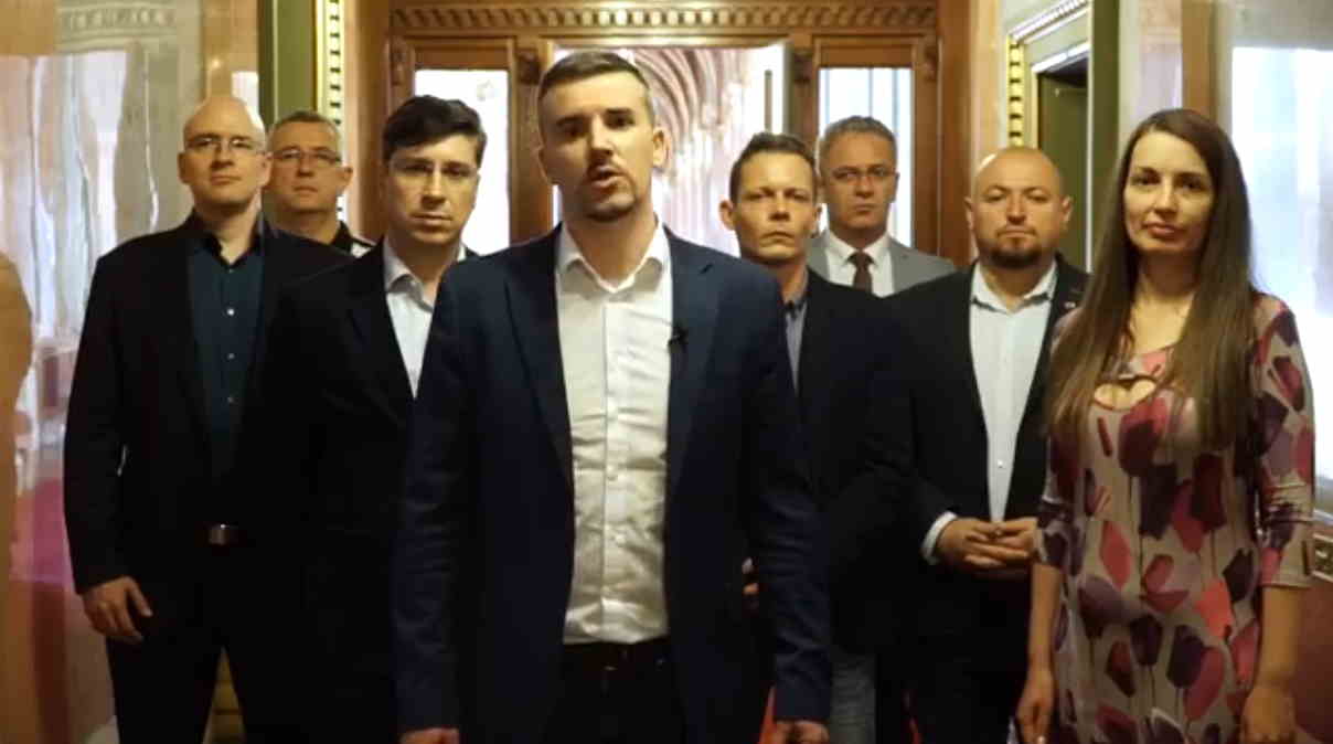Rendkívüli választmányi ülést tart a Jobbik