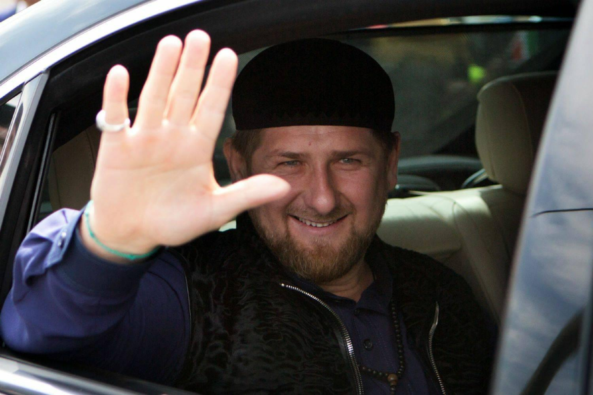 Elkaphatta a koronavírust Ramzan Kadirov
