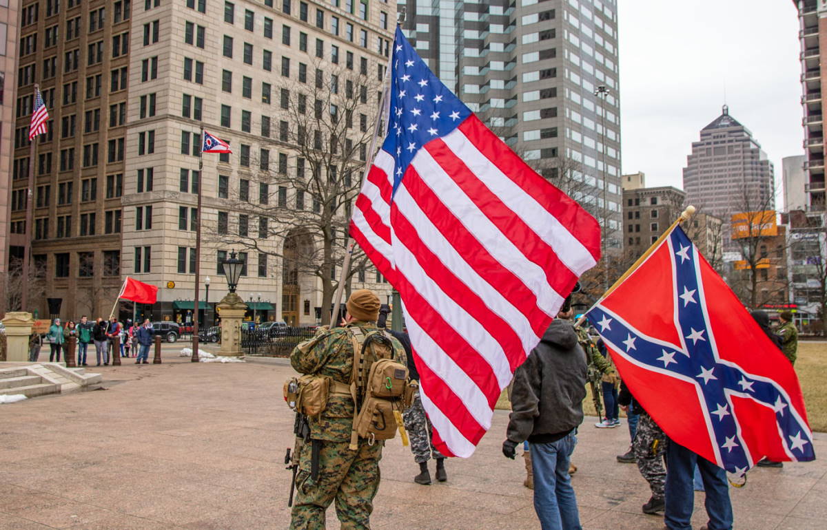 Az amerikai védelmi miniszter kitiltja a konföderációs zászlókat a katonai létesítményekből