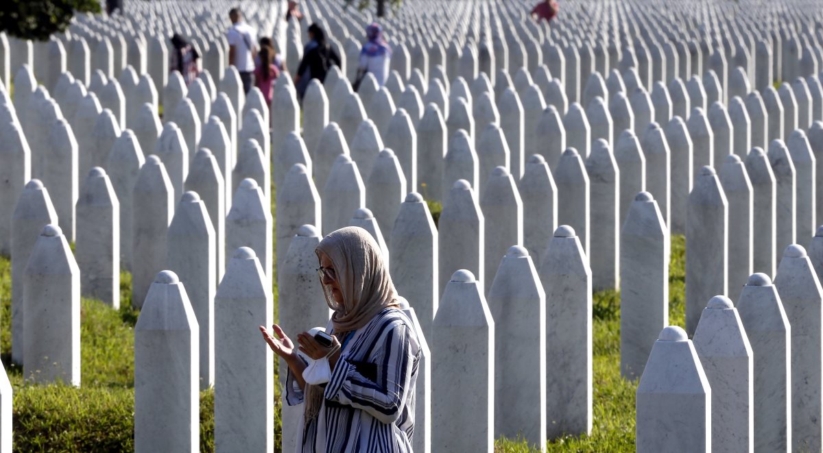 „A nemzetközi közösség cserben hagyta azokat, akiket itt megöltek”